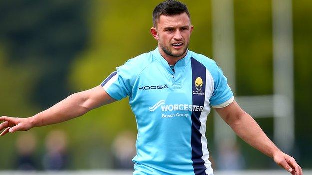 Worcester scrum-half Jonny Arr