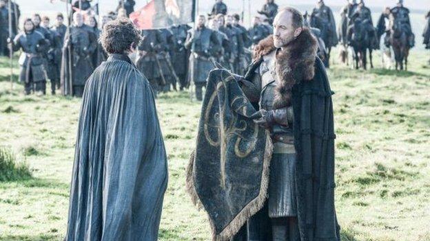 Enillydd medal ryddiaith yn ysbrydoliaeth i gyfres boblogaidd 'Game of Thrones'?