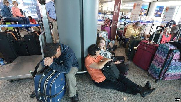 Fiumicino airport passengers, 7 May 15