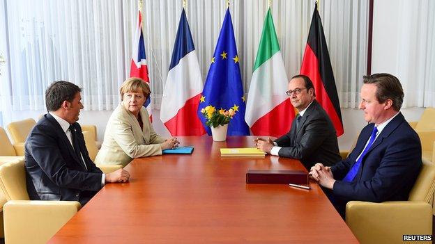 Italian Prime Minister Matteo Renzi (L-R), German Chancellor Angela Merkel, French President Francois Hollande and British Prime Minister David Cameron take part in a meeting during a European Union extraordinary summit seeking for a solution to the migrants crisis, in Brussels (April 23, 2015)