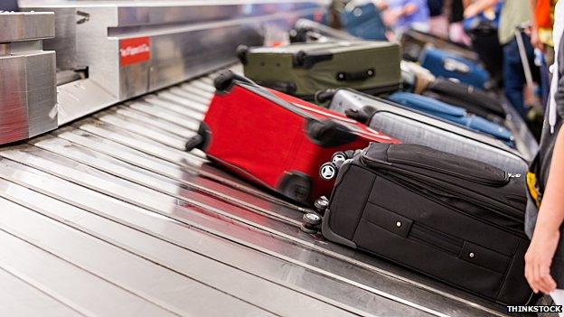 Baggage reclaim belt