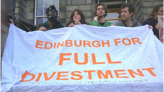 Edinburgh student demo for divestment