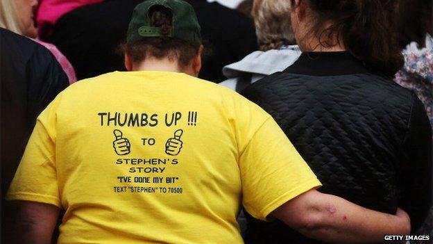 Woman wearing a T shirt