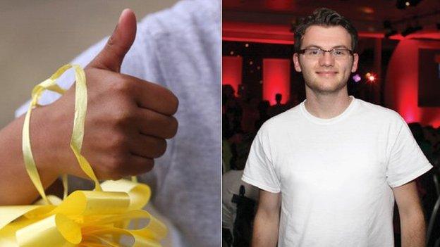 Thumb up and Stephen Sutton