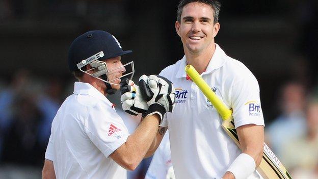 Ian Bell and Kevin Pietersen