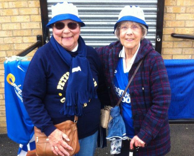 Women at funeral of Chris Turner