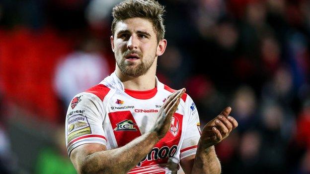 St Helens winger Tommy Makinson