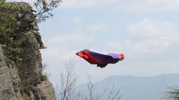 Potter wingsuit flies