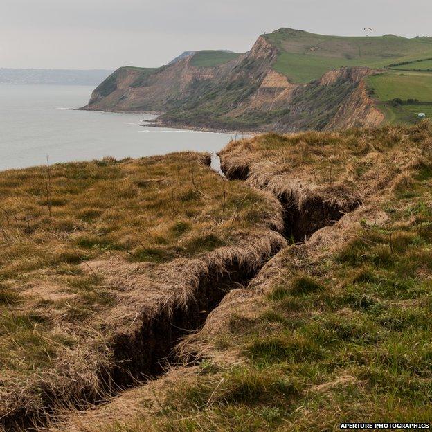 Crack in cliff - photo taken by Doug Chalk