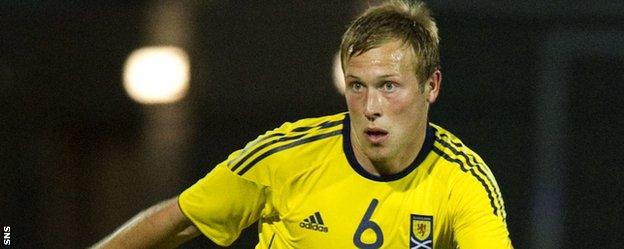 Scott Arfield in action for Scotland Under-21s