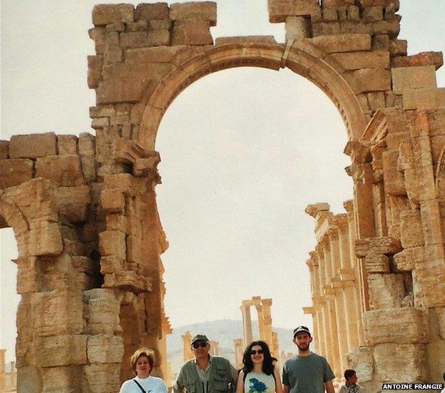 Family in Palmyra