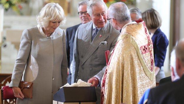 Aran knitwear was presented to the Royal couple as gifts for their grandchildren George and Charlotte