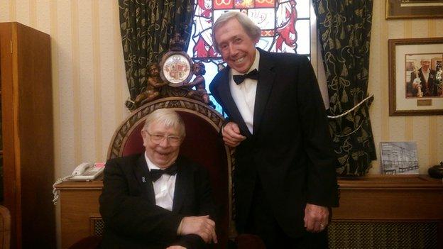 Gordon Banks and Nello