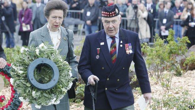 Wreath laying