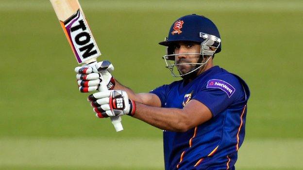 Ravi Bopara hits out at the Swalec Stadium