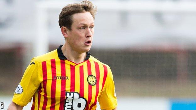 James Craigen in action for Partick Thistle