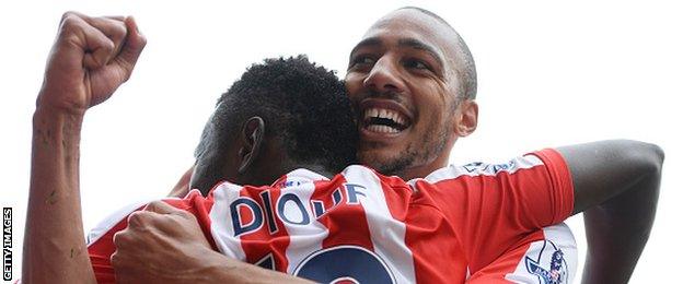 Stoke midfielder Steven Nzonzi celebrates scoring against Liverpool