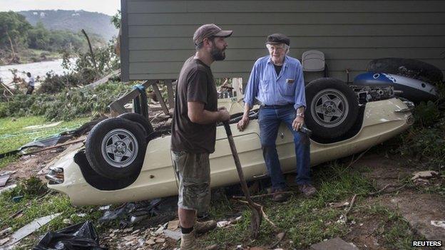 Flood damage in Wimberley, Texas (26 May 2015)