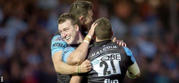 Glasgow Warriors' Stuart Hogg (left) celebrates