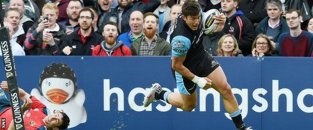 DTH van der Merwe scores a try for Glasgow Warriors against Munster