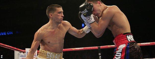 Lee Selby (L)