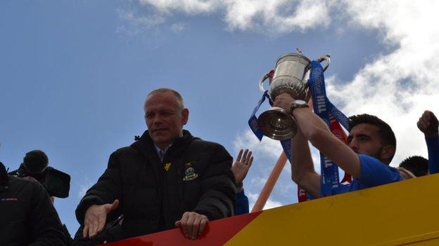 Inverness Caledonian Thistle doing bus parade following Scottish Cup win