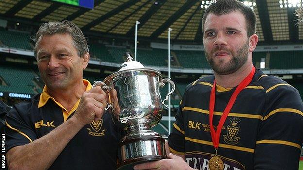 Graham Dawe and Kyle Marriott with the Bill Beaumont Cup