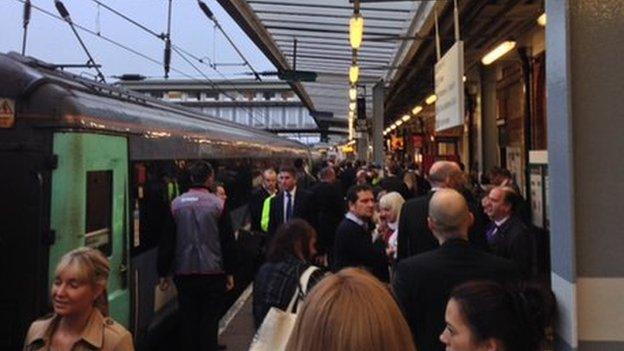 Delayed commuters, Ipswich Railway Station