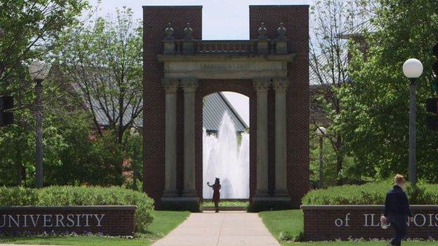 Fountain and sign at the University of Illinois Urbana-Champaign