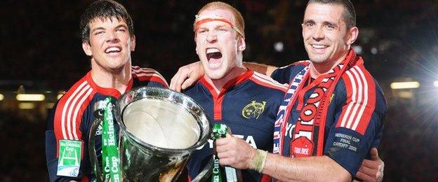 Paul O'Connell (centre) celebrates Munster's 2008 Heineken Cup win with Donncha O'Callaghan and Alan Quinlan