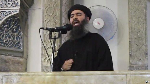 Abu Bakr al-Baghdadi delivers a sermon at a mosque in Mosul (5 July 2014)