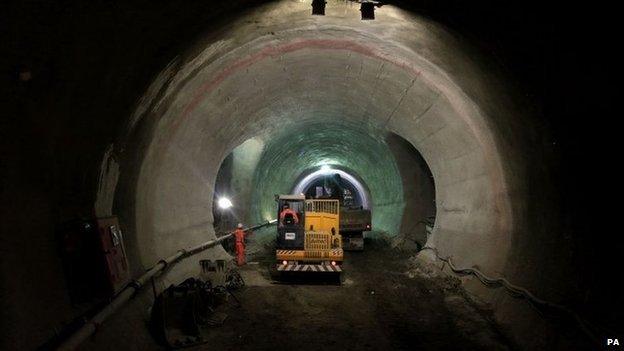 Contractors at the Liverpool Street Crossrail site