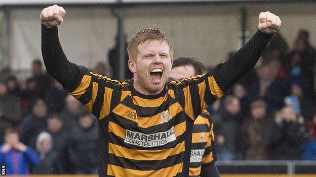 Ryan McCord celebrates with Alloa