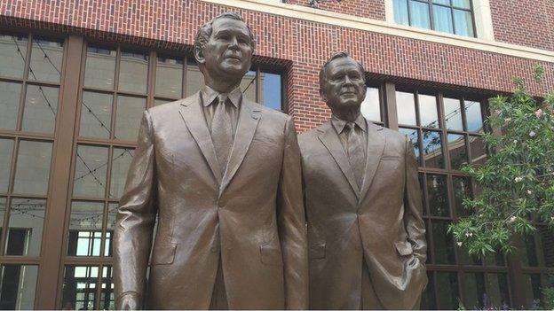 Bush statues outside Presidential library