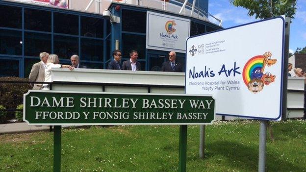 Shirley Bassey Way