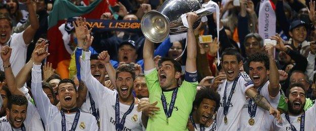 Real Madrid lift the Champions League trophy