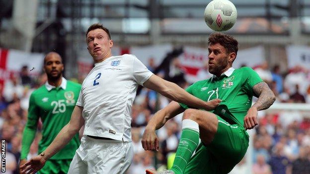 Republic of Ireland warmed up for their match with Scotland with a 0-0 draw against England