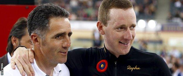 Miguel Indurain with Bradley Wiggins