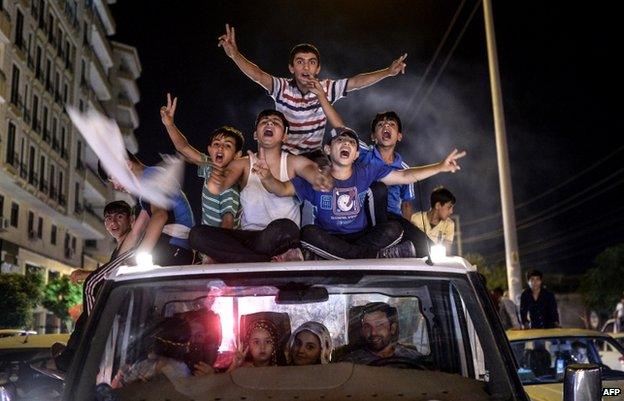 Young HDP supporters celebrate in Diyarbakir (7 June)