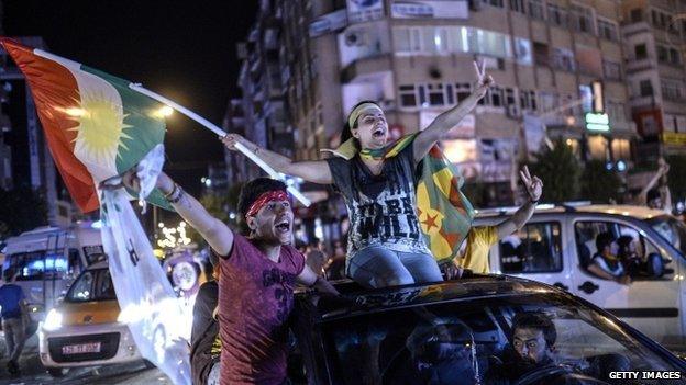 Pro-Kurdish Peoples' Democratic Party (HDP) supporters in Diyarbakir