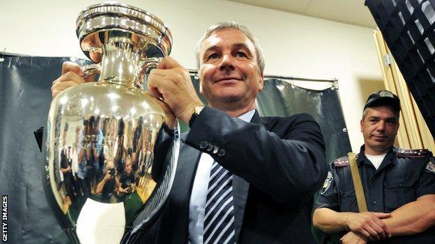 David Taylor with the European Championship trophy