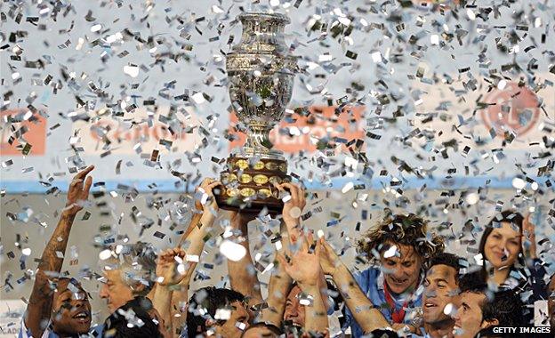 Uruguay winning the Copa America in 2011