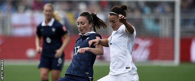 Lucy Bronze