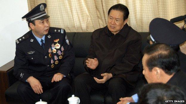 Zhou sits with police 1 February 2006