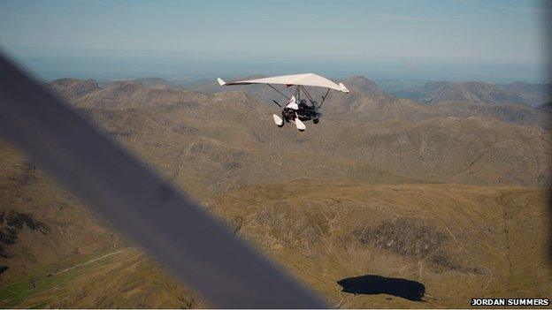 Flying for Freedom microlight