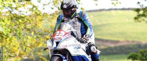 Ivan Lintin in action at the 2015 Isle of Man TT races