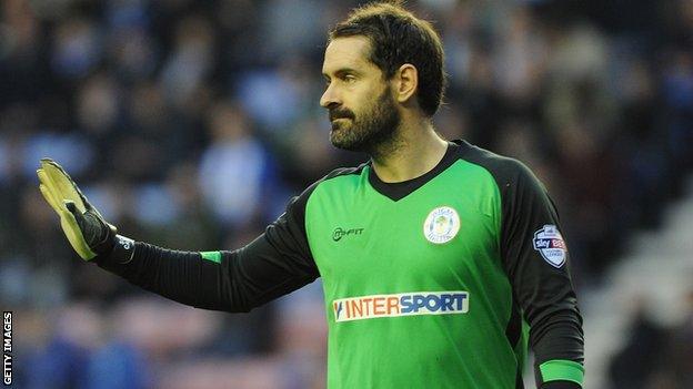 Scott Carson