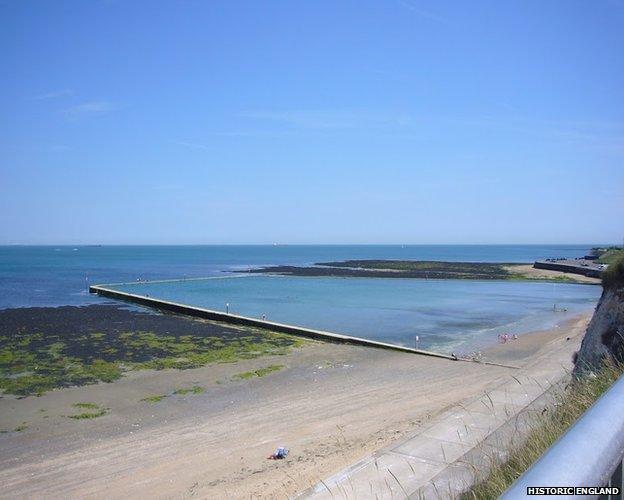 Walpole Bay Tidal Pool, Margate