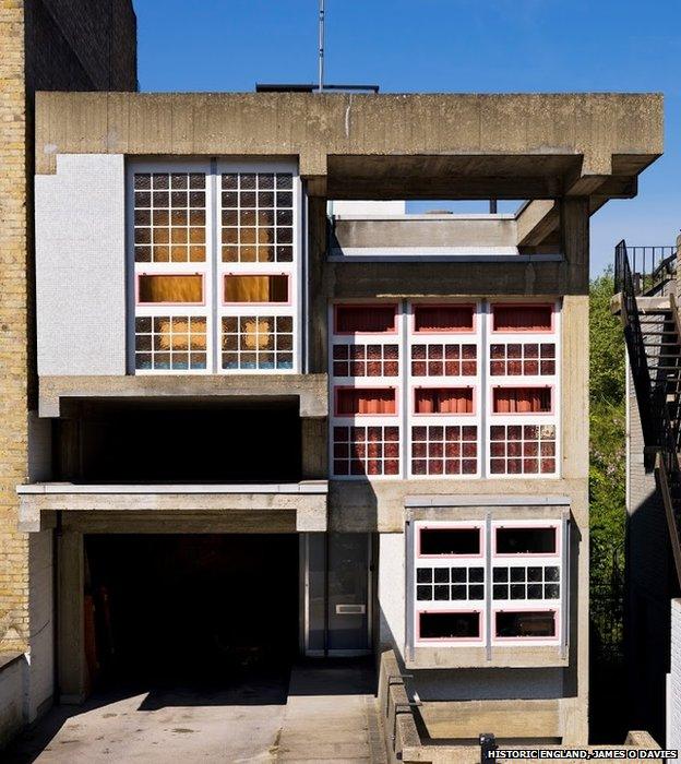 Post War Buildings, 78 South Hill Park, Hampsted, Camden, London