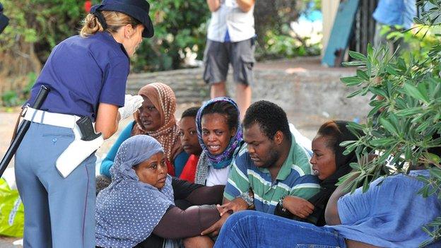 Migrants at Ventimiglia, 16 Jun 15